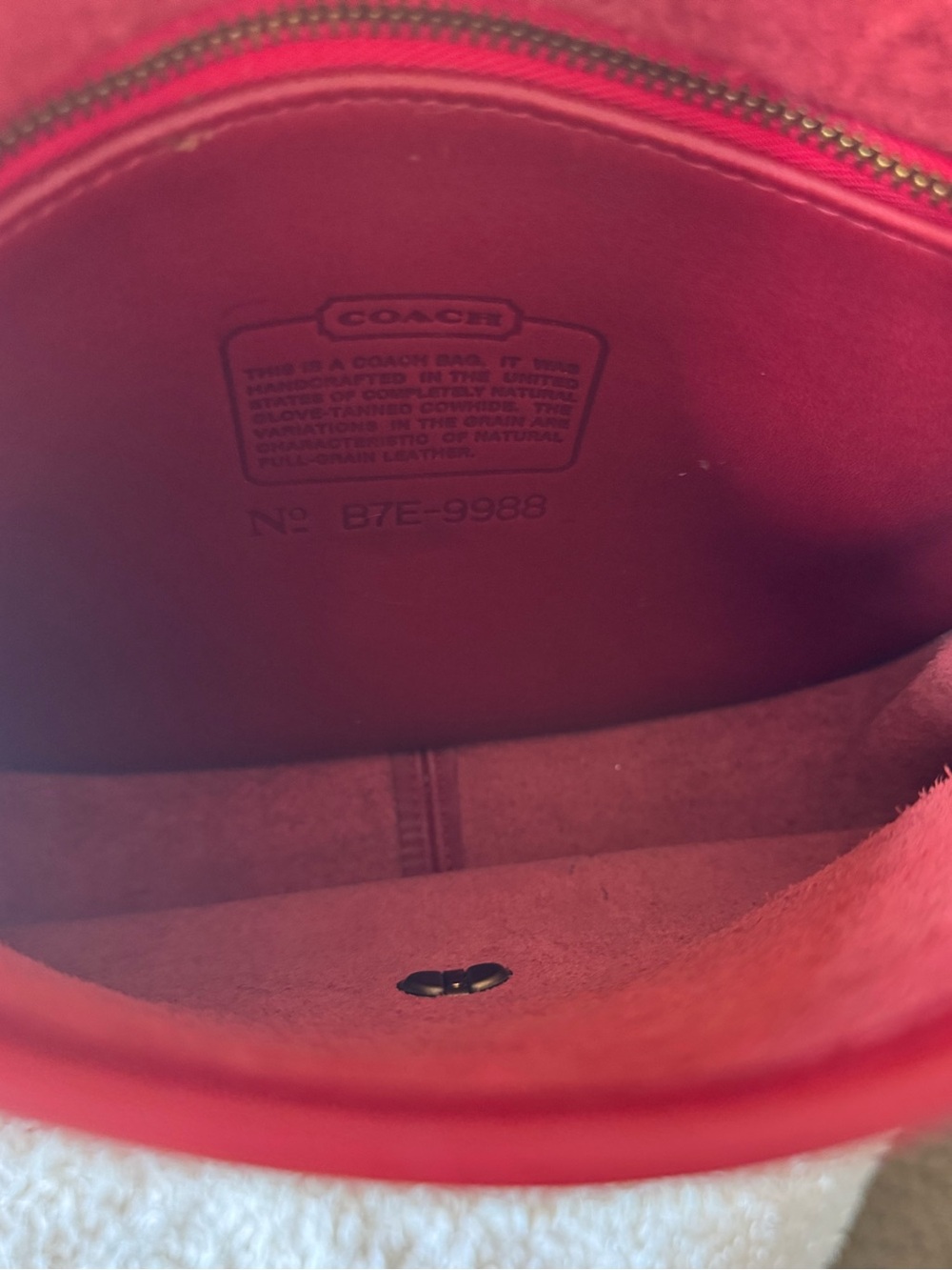 Vintage Coach Berkeley 9988 Red Leather Saddle Bag Brass Hardware Crossbody 90s - Picture 15 of 16